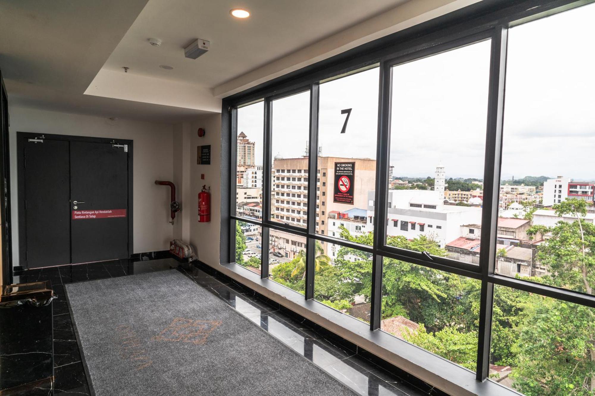 Dj Citi Plaza Hotel & Suites Kuala Terengganu Dış mekan fotoğraf