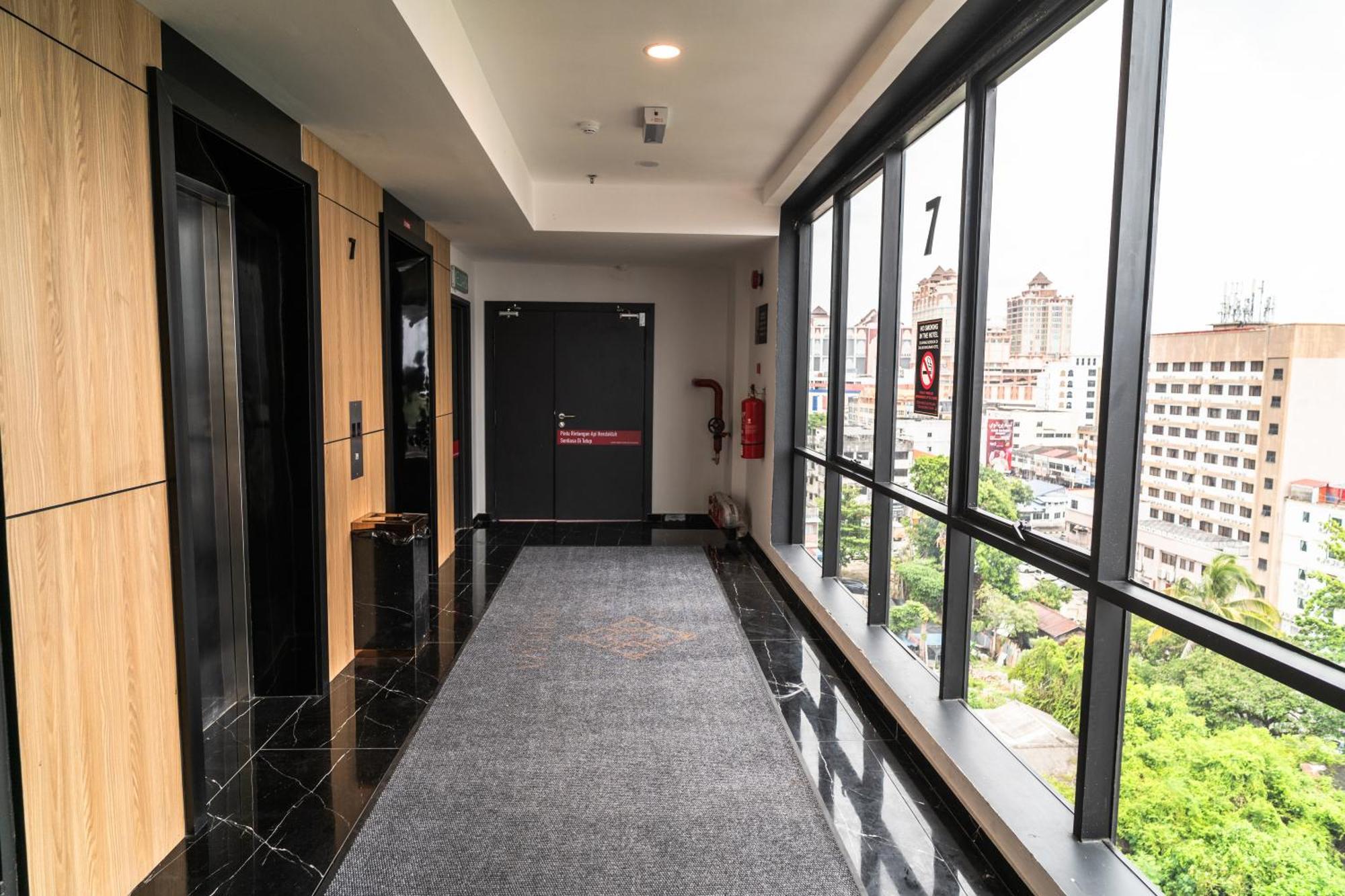 Dj Citi Plaza Hotel & Suites Kuala Terengganu Dış mekan fotoğraf